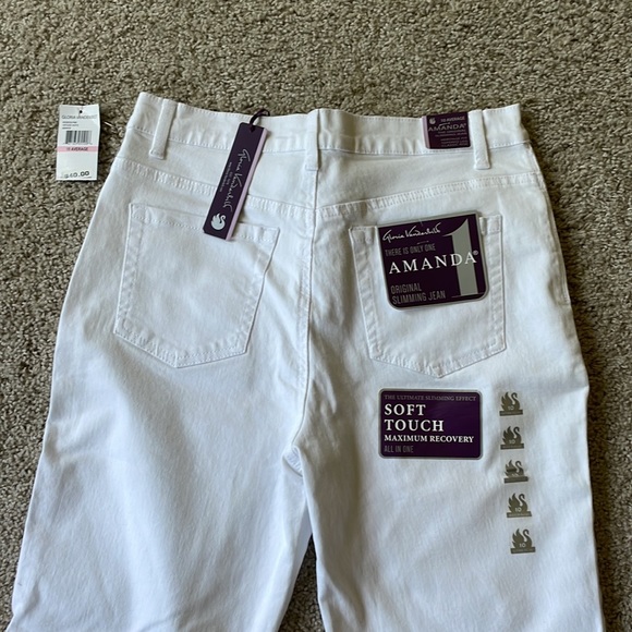 Gloria Vanderbilt Amanda jeans NWT - size 10 - Picture 6 of 13